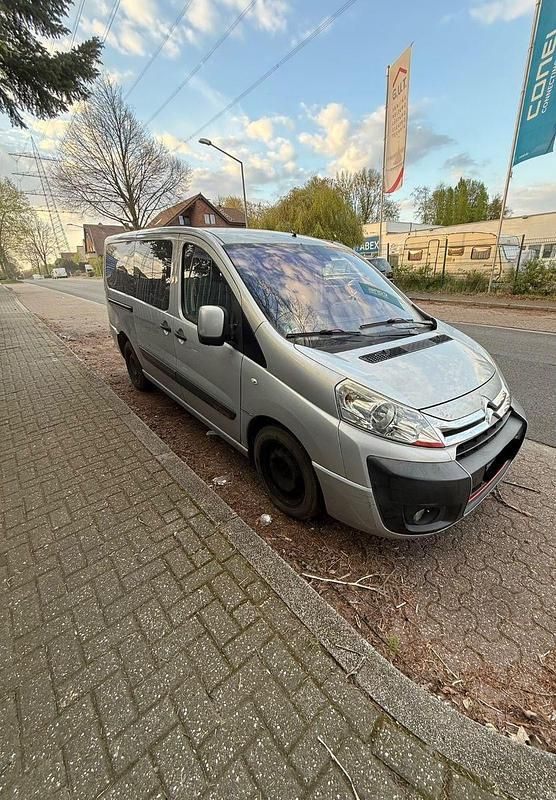 Begagnad Citroën Jumpy 128 HK (94 kW) 2012 Silver Minibuss
