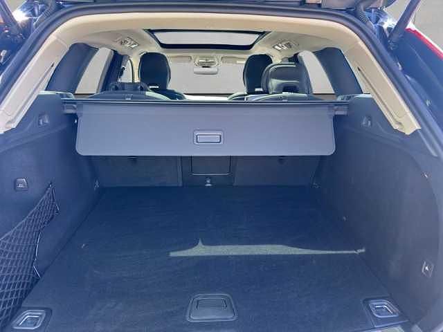 Gebraucht Volvo XC60 Plus 197 PS (144 kW) 2024 Schwarz SUV