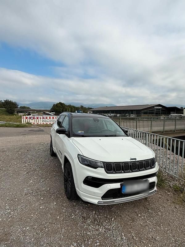 Gebraucht Jeep Compass 249 PS (183 kW) 2022 Weiß SUV