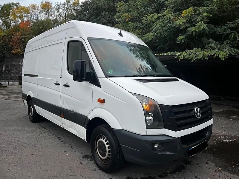 Weiß Gebraucht 2015 VW Crafter Van | 7.350 € (Guter Preis) - Bild 1/4