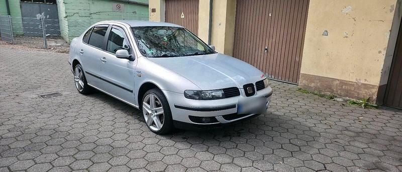 Gebraucht Seat Toledo 125 PS (91 kW) 2001 Silber Limousine