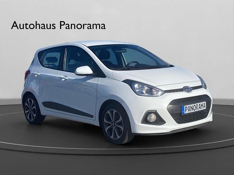 Gebraucht Hyundai i10 Style 87 PS (63 kW) 2016 Weiß Kleinwagen