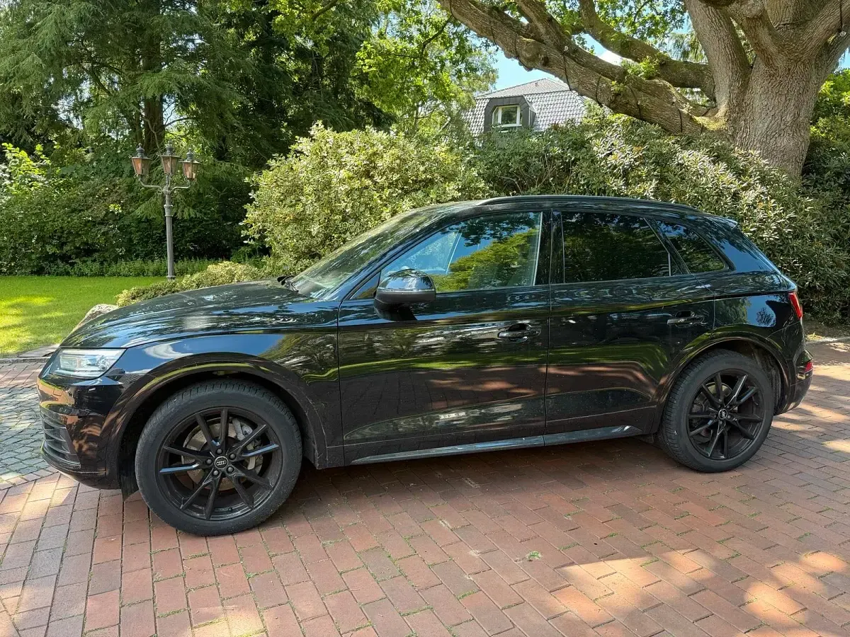 Gebraucht Audi Q5 S-Line 190 PS (139 kW) 2018 Schwarz SUV
