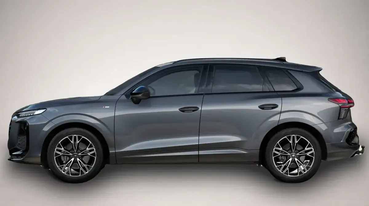 Neu Audi Q3 265 PS (194 kW) 2026 Grau SUV