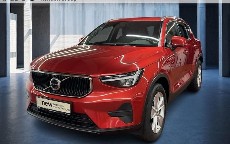 Gebraucht Volvo XC40 Core 129 PS (94 kW) 2024 Rot SUV