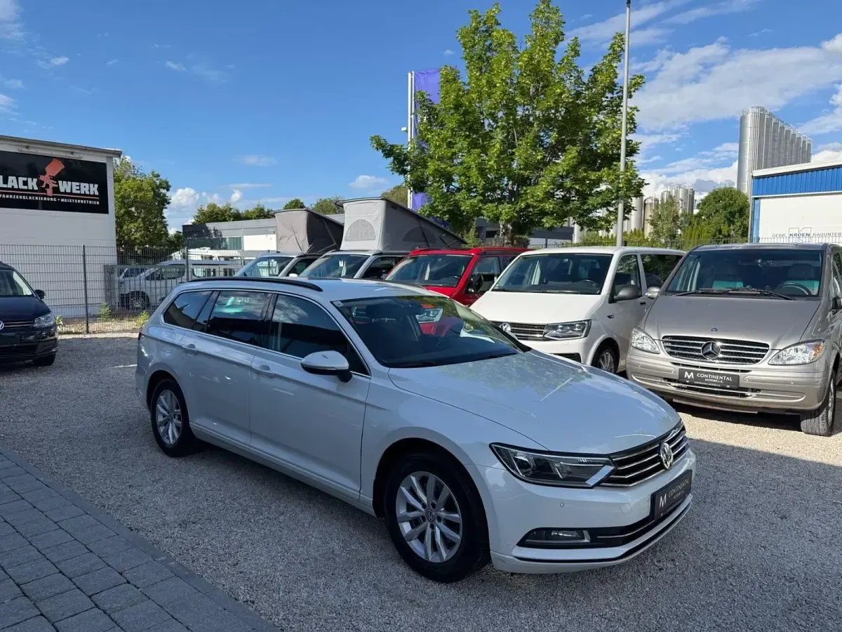 Gebraucht VW Passat Comfortline 150 PS (110 kW) 2018 Weiß Limousine