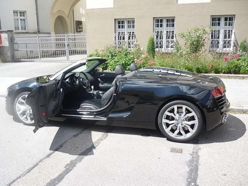 Gebraucht Audi R8 Spyder Basis 430 PS (316 kW) 2015 Schwarz Cabrio