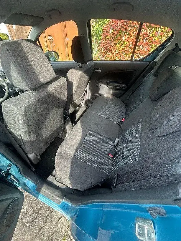 Second-hand Suzuki Splash 94 CP (69 kW) 2015 Albastru Hatchback