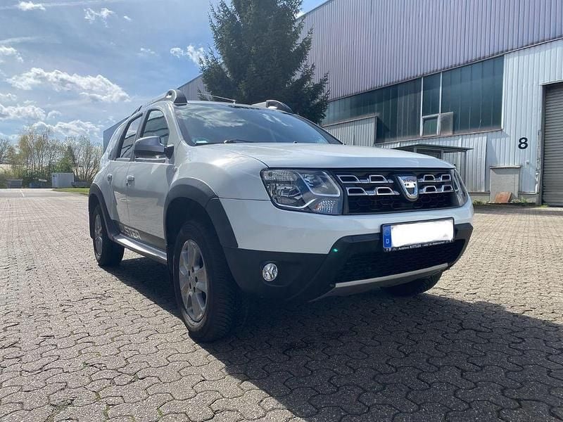 Gebraucht Dacia Duster Prestige 125 PS (91 kW) 2017 Weiß SUV