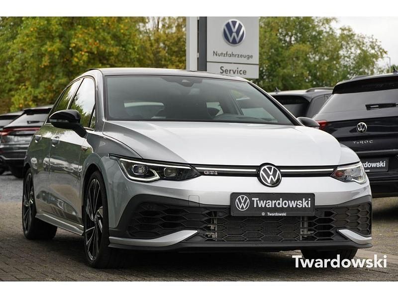 Silber Gebraucht 2023 VW Golf GTI Clubsport Limousine | 35.490 € (Fairer Preis) - Bild 1/4