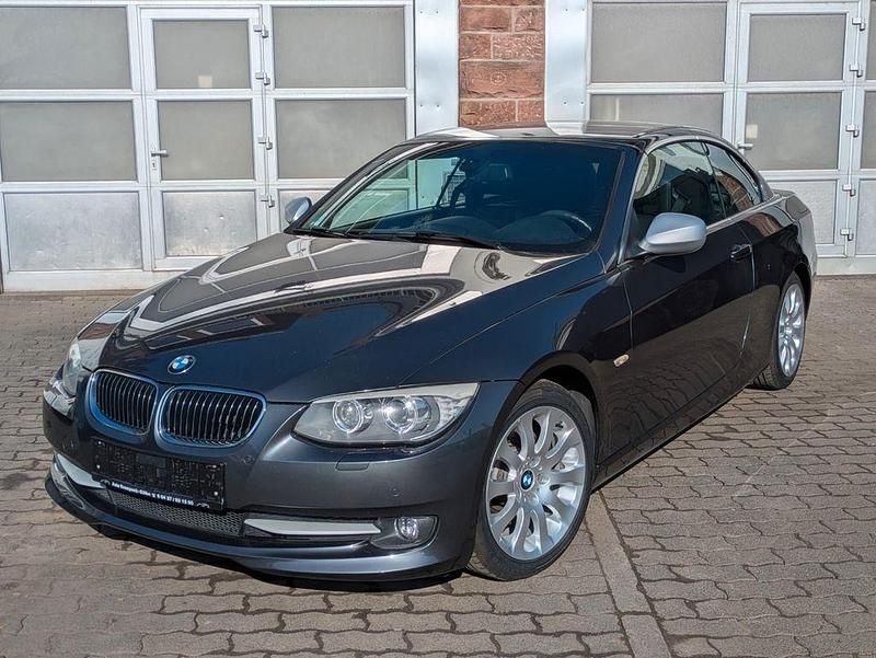 Gebraucht BMW 325 Cabriolet 204 PS (150 kW) 2013 Grau Cabrio
