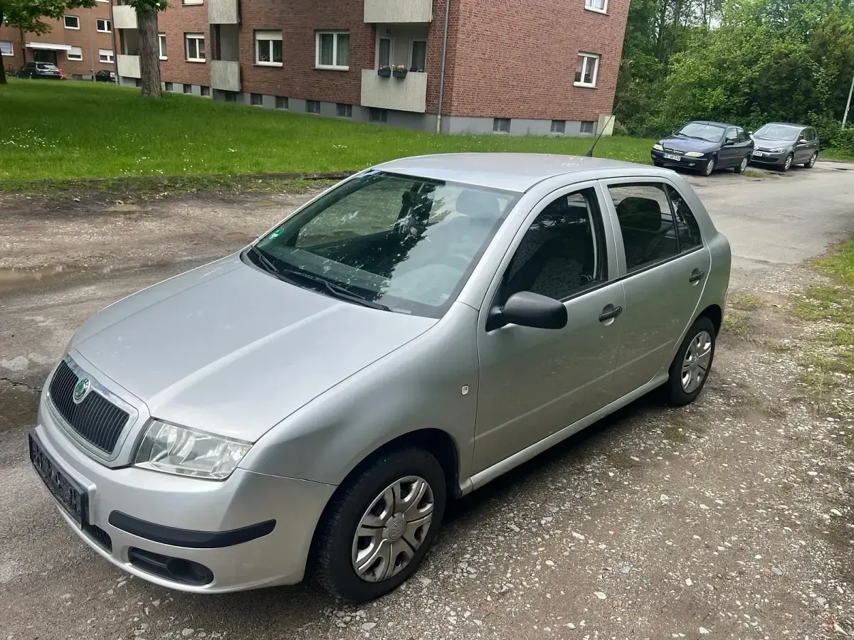 Gebraucht Skoda Fabia 75 PS (55 kW) 2005 Silber Kleinwagen