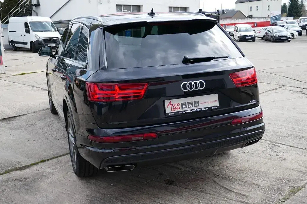 Gebraucht Audi Q7 S-Line 272 PS (200 kW) 2016 Orcaschwarz metallic SUV