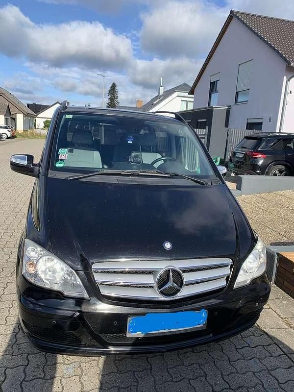 Gebraucht 2013 Mercedes Viano Van / Kleinbus | 15.500 € (Fairer Preis) - Bild 1/4
