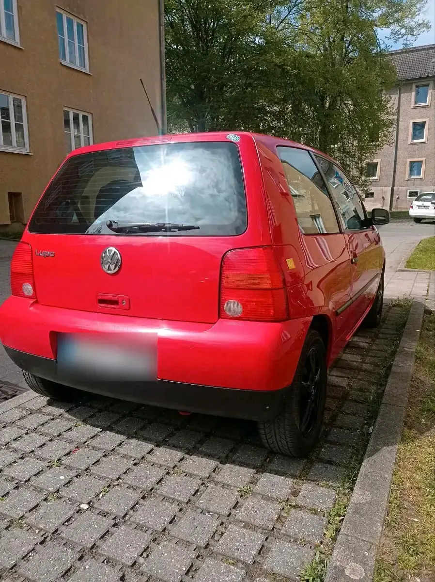 Brugt VW Lupo 60 HK (44 kW) 2004 Rød Hatchback