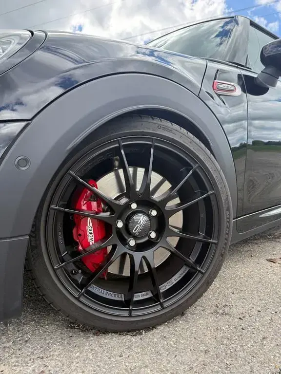 Gebraucht Mini John Cooper Works 231 PS (169 kW) 2019 Schwarz Kleinwagen