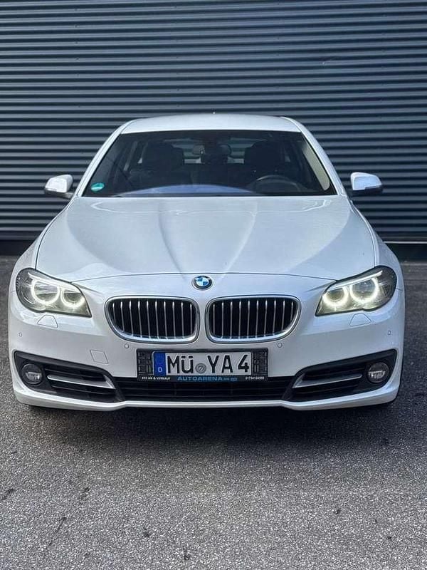 Gebraucht BMW 530 Comfort Edition 258 PS (189 kW) 2014 Weiß Kombi