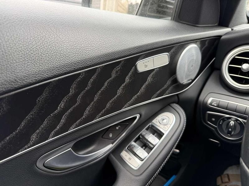 Gebraucht Mercedes C220 Avantgarde 194 PS (142 kW) 2018 Schwarz Kombi