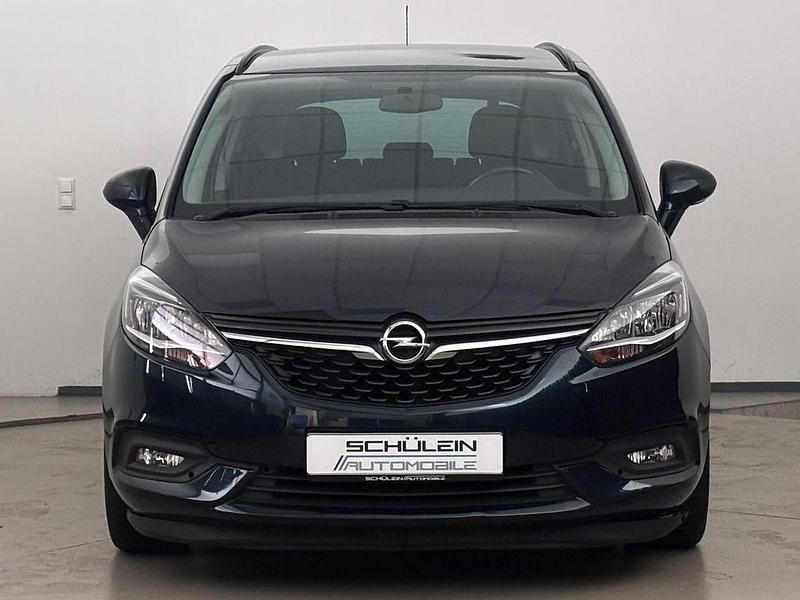 Gebraucht Opel Zafira 131 PS (96 kW) 2017 Smaragd gruen (mi) Van / Kleinbus