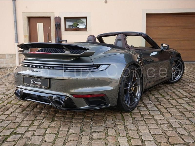Gebraucht Porsche 911 Turbo S Cabriolet 650 PS (478 kW) 2023 Grün Cabrio