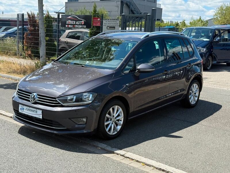 Grau Gebraucht 2016 VW Golf Sportsvan LOUNGE Van / Kleinbus | 12.900 € (Fairer Preis) - Bild 1/4
