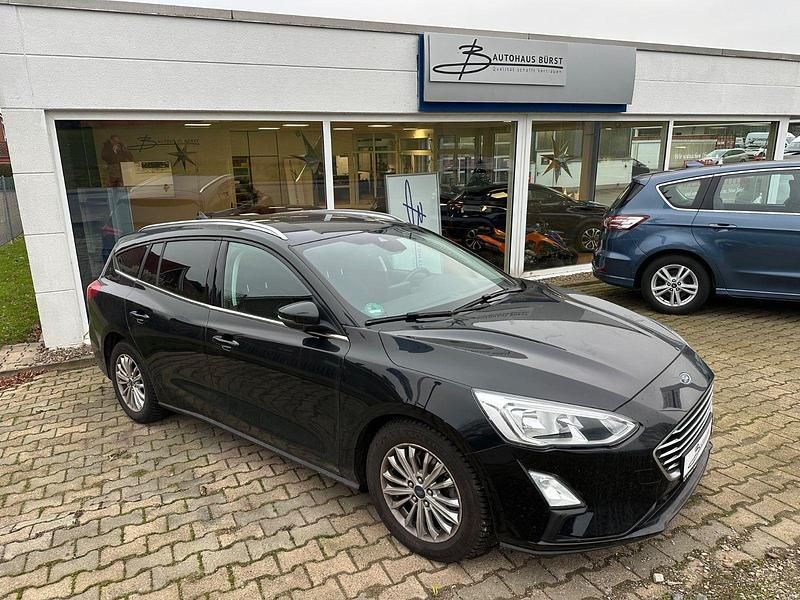 Schwarz Gebraucht 2019 Ford Focus Titanium Kombi | 13.390 € (Guter Preis) - Bild 1/4