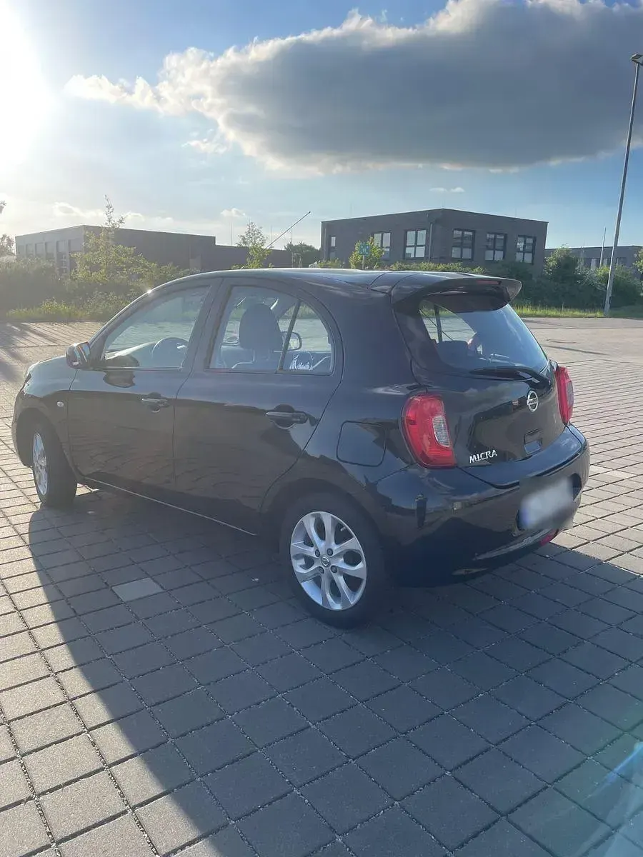 Gebraucht Nissan Micra Acenta 80 PS (58 kW) 2015 Schwarz Kleinwagen