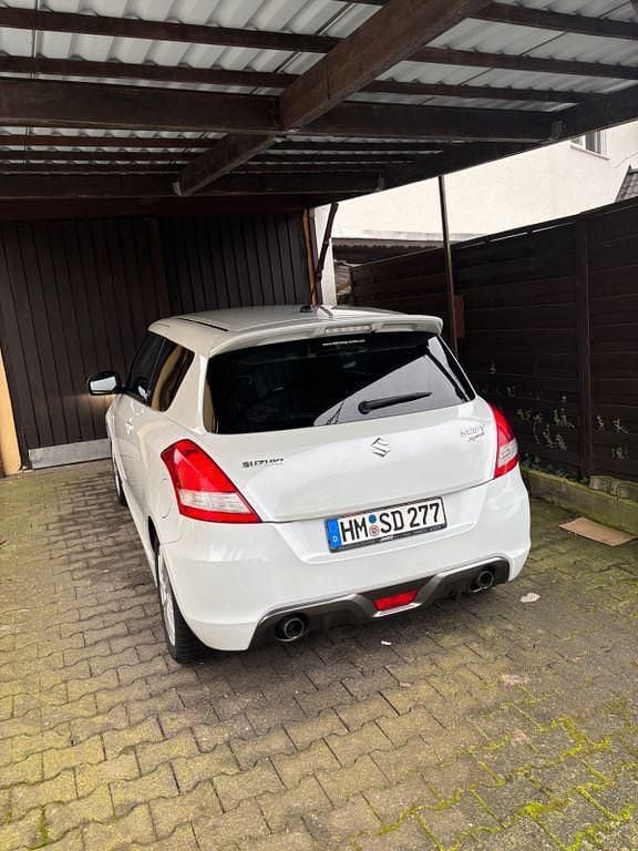 Gebraucht Suzuki Swift Sport 136 PS (100 kW) 2012 Weiß Kleinwagen
