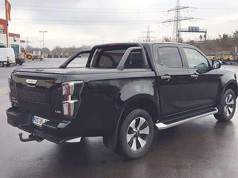 Gebraucht Isuzu D-Max 163 PS (119 kW) 2021 Schwarz Pickup