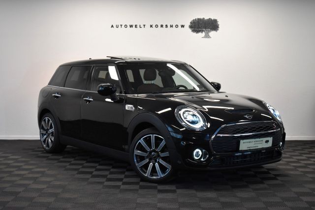 Midnight black metallic Gebraucht 2021 Mini Cooper SD Clubman Kombi | 25.999 € (Fairer Preis) - Bild 1/3