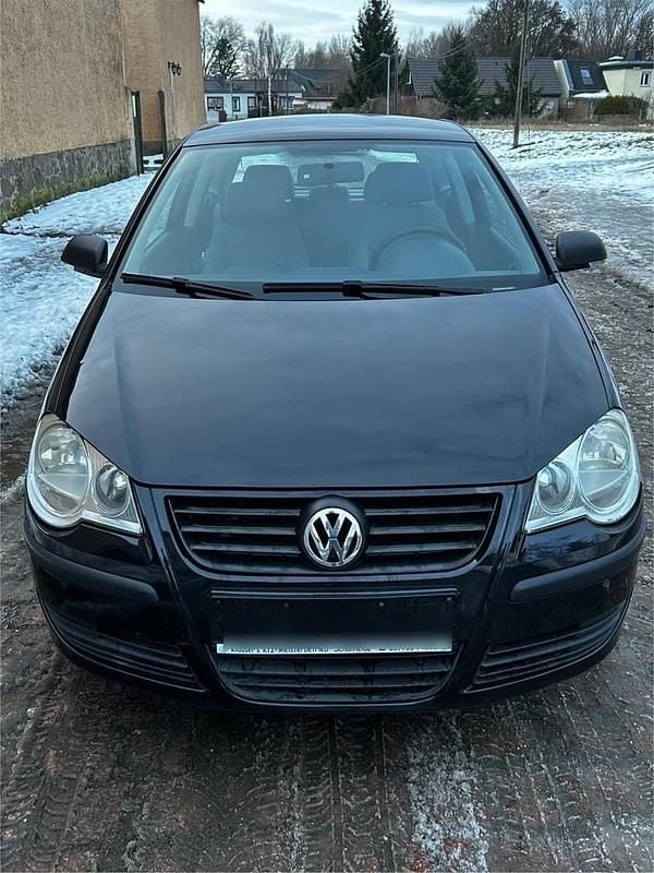 Gebraucht VW Polo 60 PS (44 kW) 2008 Schwarz Kleinwagen