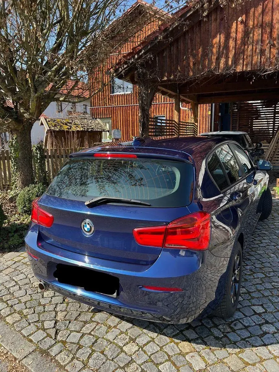 Gebraucht BMW 118 Advantage 150 PS (110 kW) 2017 Blau Kleinwagen