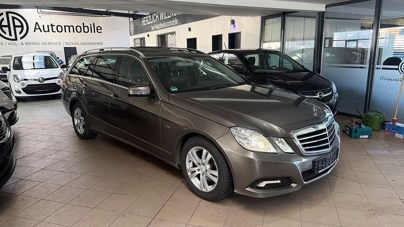 Gebraucht Mercedes E350 231 PS (169 kW) 2010 Grau Kombi
