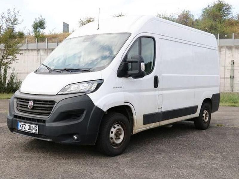 Gebraucht Fiat Ducato 140 PS (102 kW) 2019 Weiß Van
