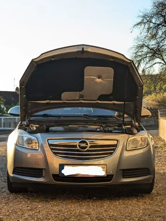 Gebraucht Opel Insignia Cosmo 220 PS (161 kW) 2009 Silber Kombi
