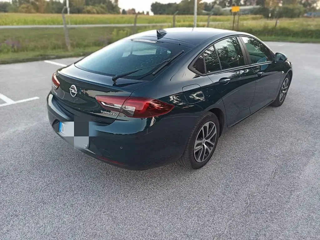 Gebraucht Opel Insignia Innovation 136 PS (100 kW) 2017 Grün Limousine