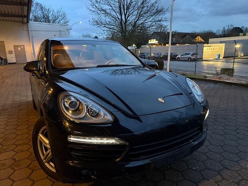 Beige Gebraucht 2011 Porsche Cayenne SUV | 16.450 € (Guter Preis) - Bild 1/4