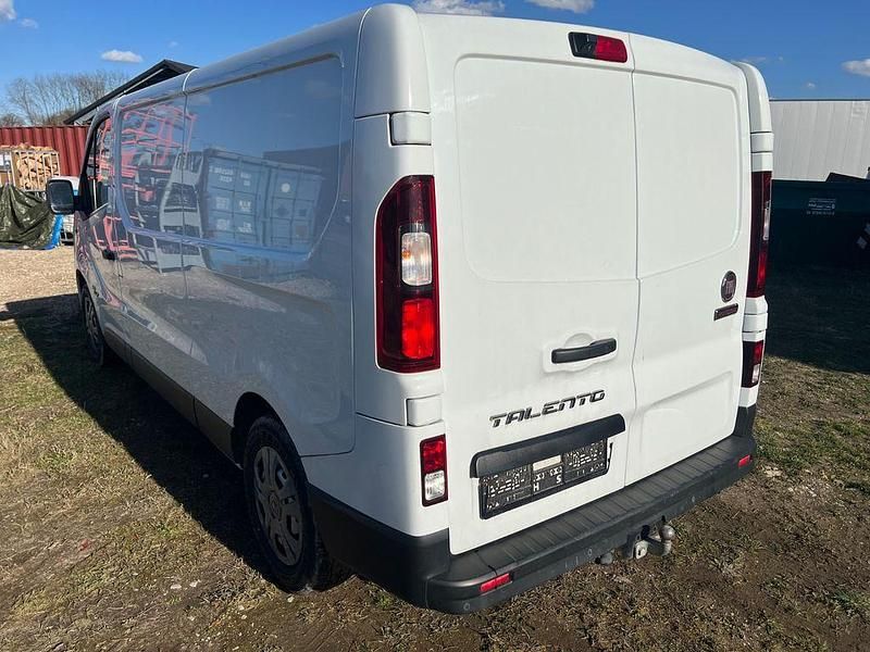Gebraucht Fiat Talento 145 PS (106 kW) 2020 Weiß Van / Kleinbus