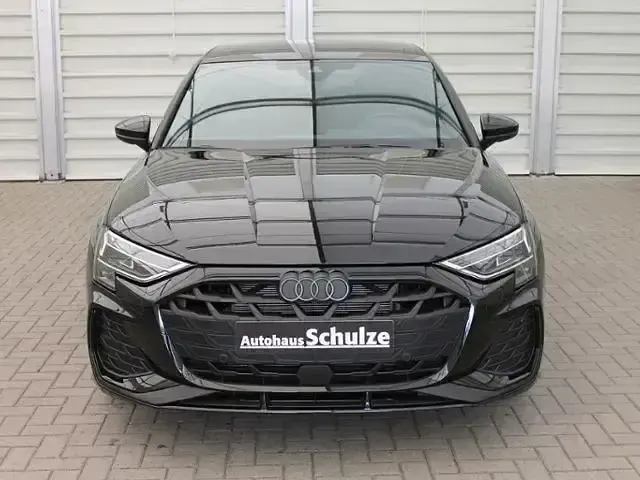 Gebraucht Audi A3 S-Line 150 PS (110 kW) 2025 Schwarz Limousine