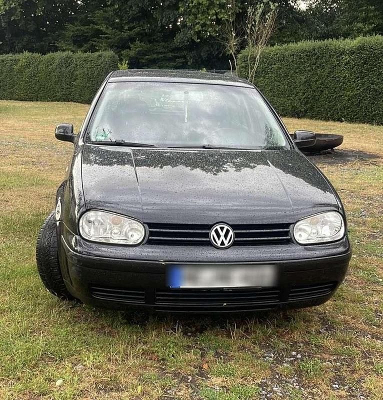Gebraucht 2004 VW Golf IV Pacific Limousine | 1.490 € (Fairer Preis) - Bild 1/3