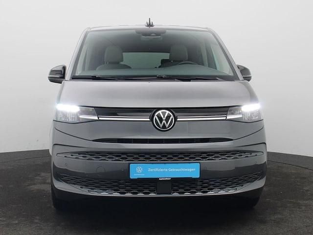 Gebraucht VW Multivan Life 150 PS (110 kW) 2024 Grau Van