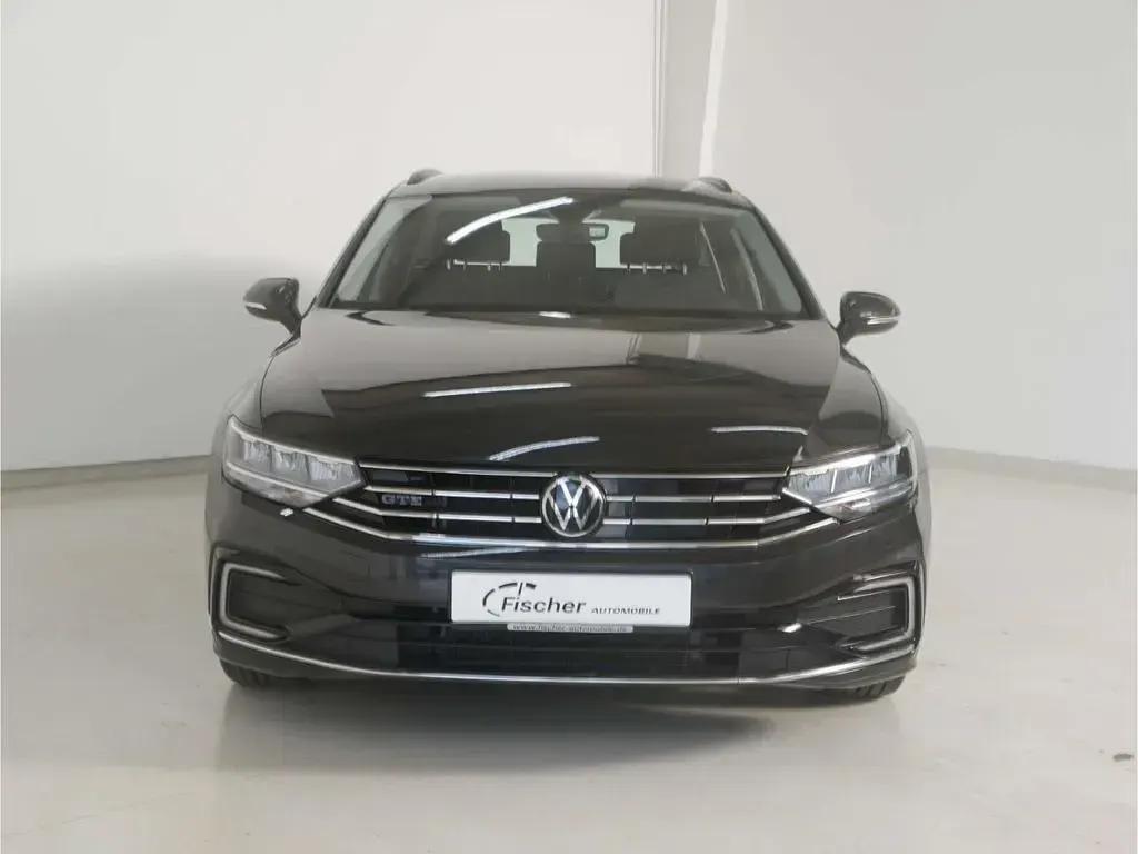 Gebraucht VW Passat GTE 218 PS (160 kW) 2022 Grau Kombi