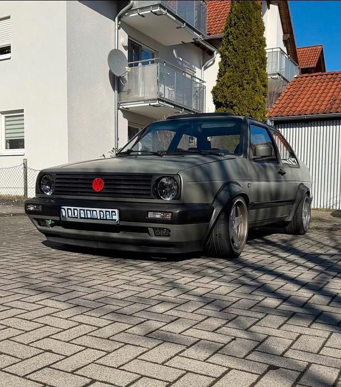 Second-hand VW Jetta 250 CP (183 kW) 1990 Verde Berlinǎ