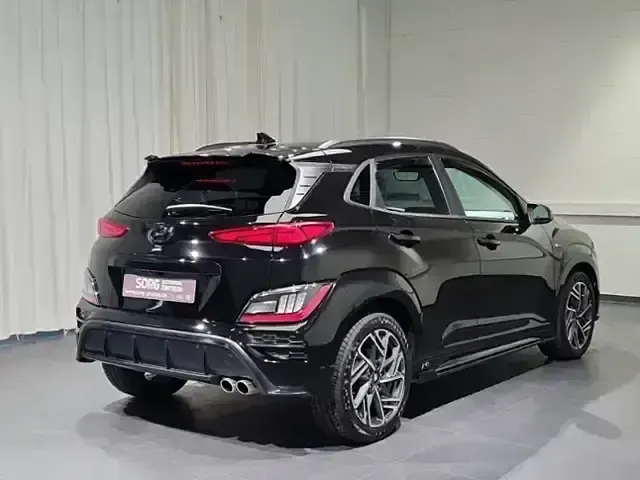 Gebraucht Hyundai Kona N Line 199 PS (146 kW) 2023 Schwarz SUV