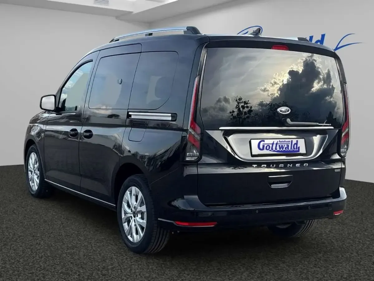 Neu Ford Tourneo Connect Titanium 150 PS (110 kW) 2026 Cyclone intense black Van / Kleinbus