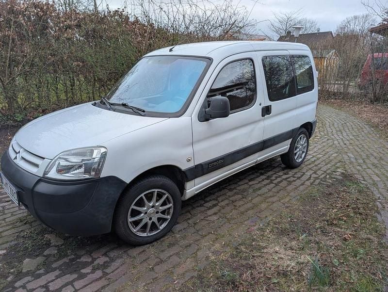 Gebraucht Citroën Berlingo Advance 75 PS (55 kW) 2009 Weiß Van / Kleinbus
