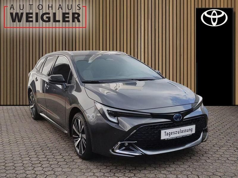 Gebraucht Toyota Corolla 196 PS (144 kW) 2025 Grau Limousine