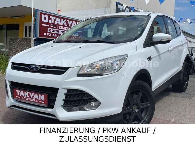 Gebraucht Ford Kuga Trend 150 PS (110 kW) 2015 Frostweiß SUV