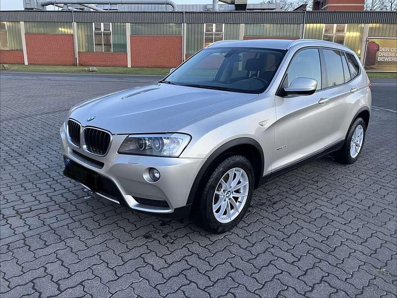 Silber Gebraucht 2014 BMW X3 SUV | 14.000 € (Fairer Preis) - Bild 1/4