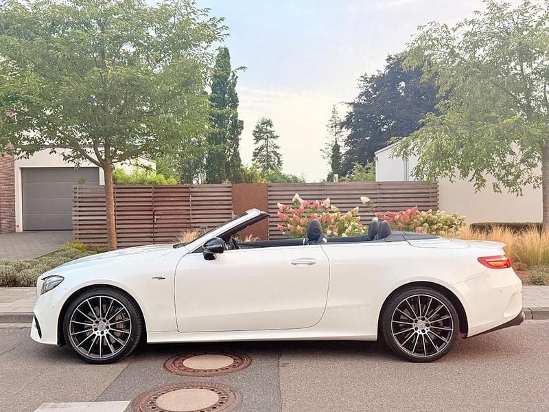 Weiß Gebraucht 2019 Mercedes E53 AMG AMG Cabrio | 49.898 € (Guter Preis) - Bild 1/4